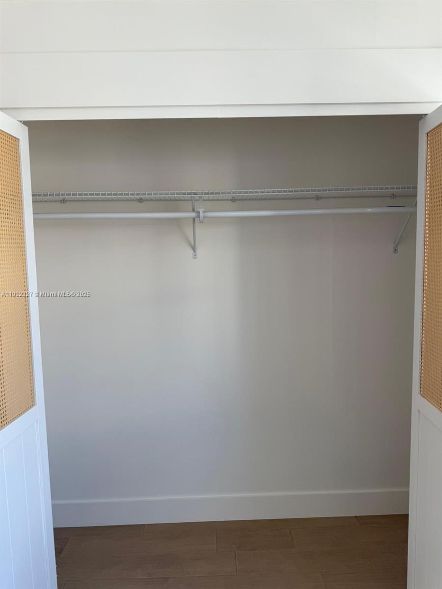 BAYSHORE PLACE CONDO - Residential