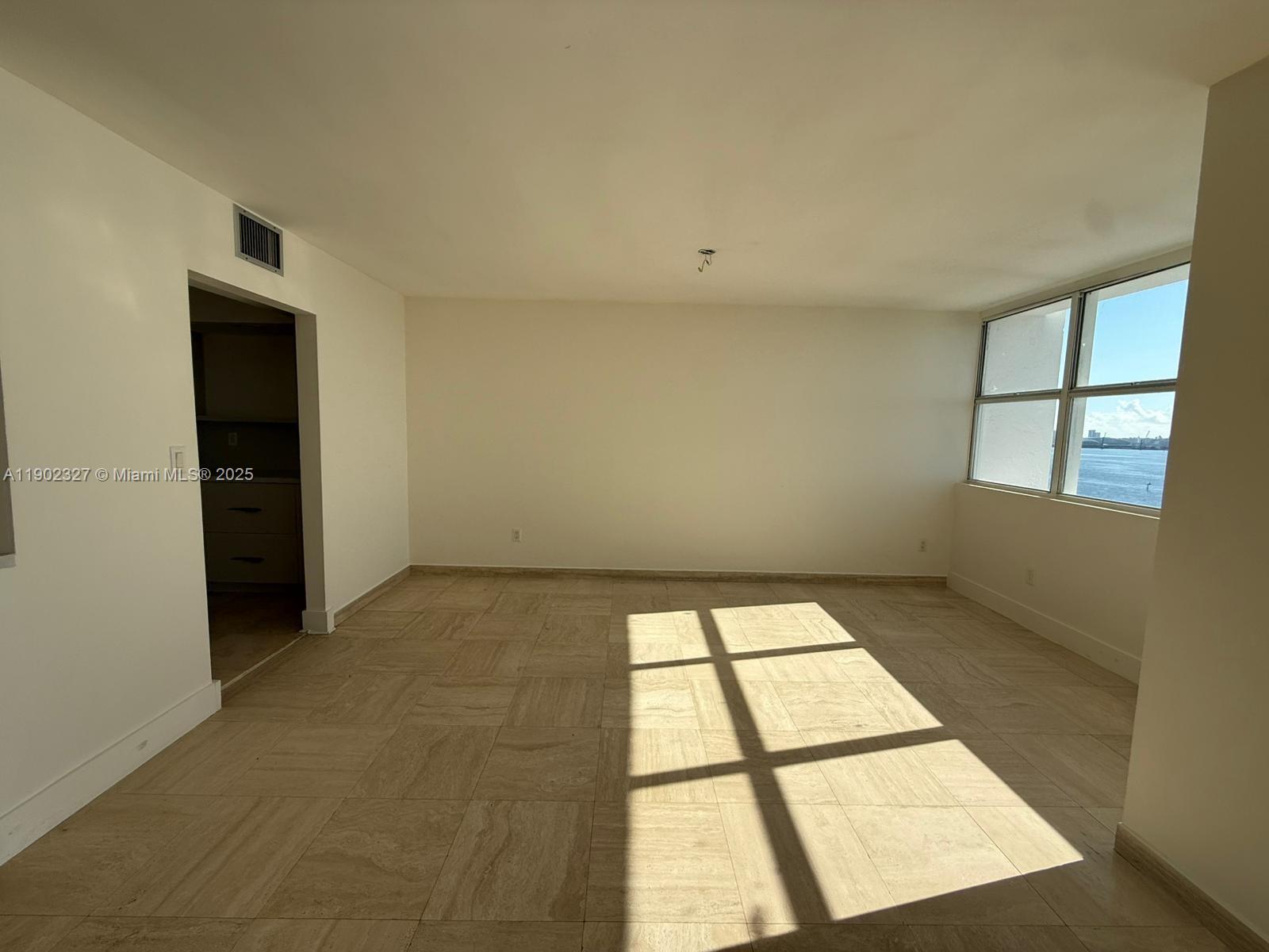 BAYSHORE PLACE CONDO - Residential