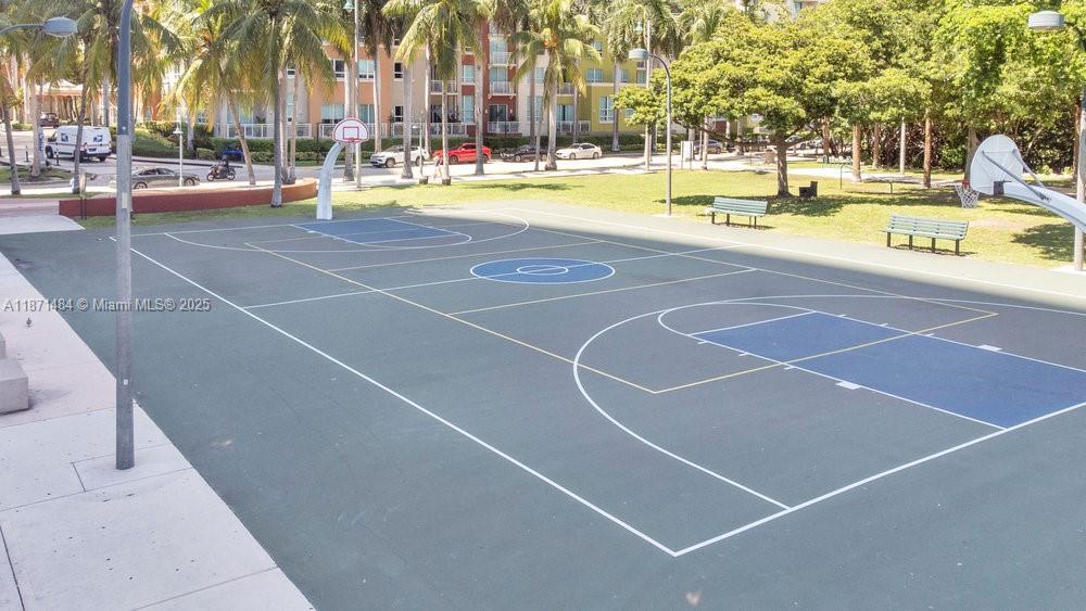1800 CLUB CONDO - Residential