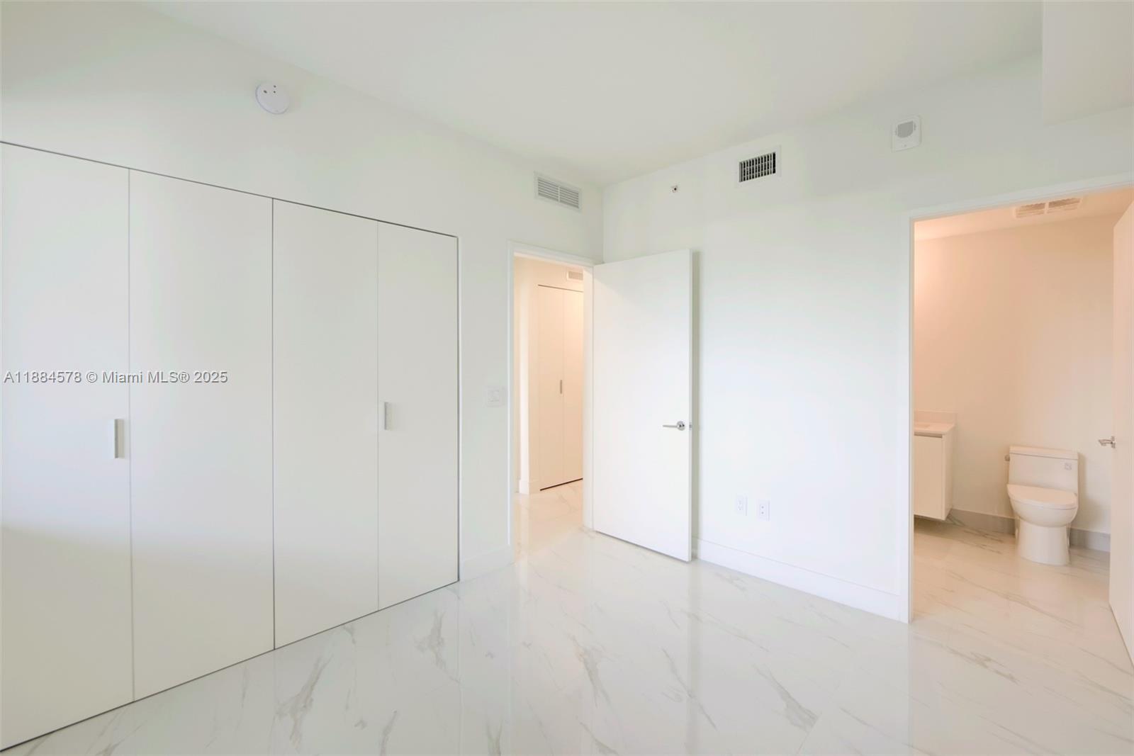 ARIA RESERVE - Residential