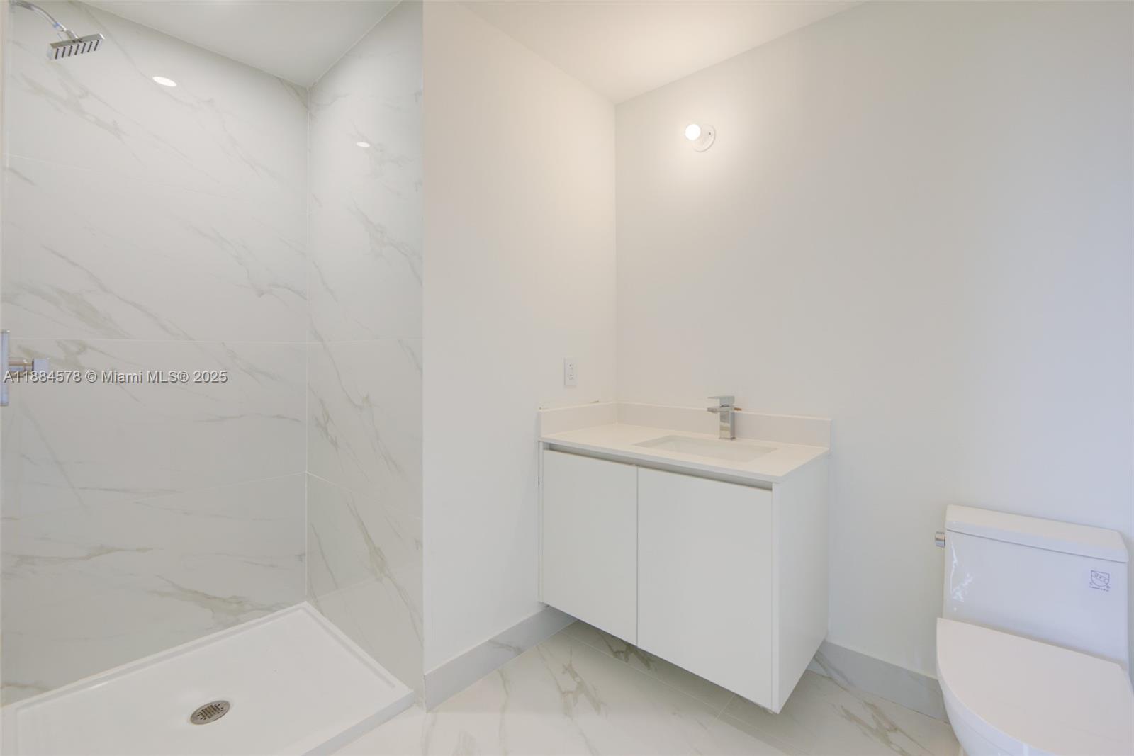 ARIA RESERVE - Residential