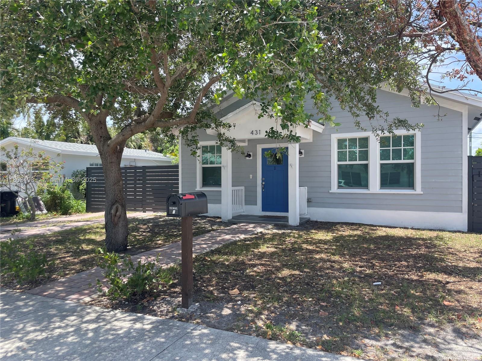 Welcome to Florida!! One year construction House, Available for Year lease, located in up and coming Lake Worth Historic District, Walking distance to coffee and restaurants; this spacious and bright dwelling has 1600 sqft offers 3 Bedrooms and 2 Bathrooms, yeal old appliances, oversize washer and dryer in Laundry room, Master with walk in closet and shower! Enjoy The feeling of the single family house that this duplex offers, Totally independent entrance and Fully fenced Private patio, parkings spaces, House facing East. The Property was built Energy efficient, Roof and impact windows, AC and water heater, fan in all rooms to save on your FPL bill, Water cable and sewer paid by the tenant. Lawn Maintenance by the landlord