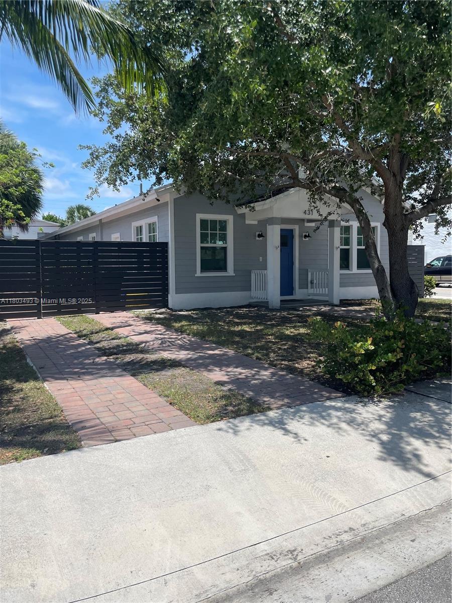 LAKE WORTH TOWN OF - Residential Lease