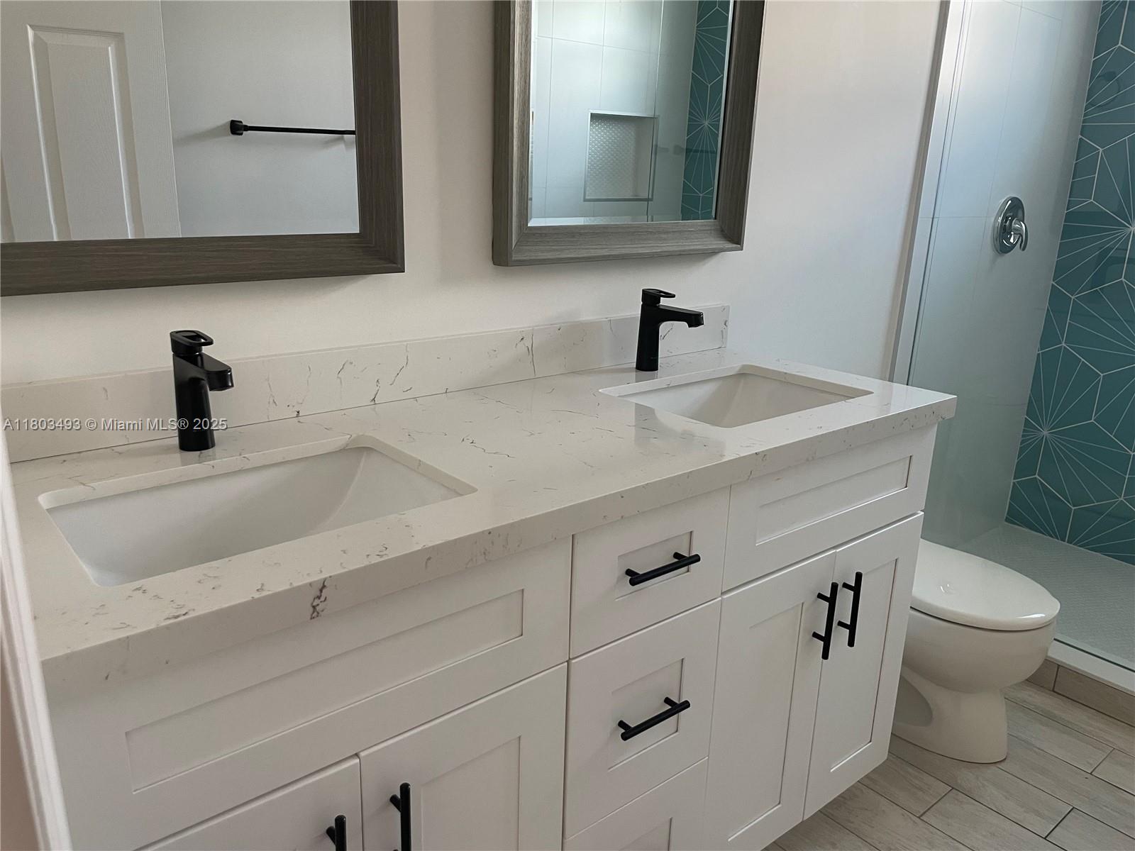 LAKE WORTH TOWN OF - Residential Lease