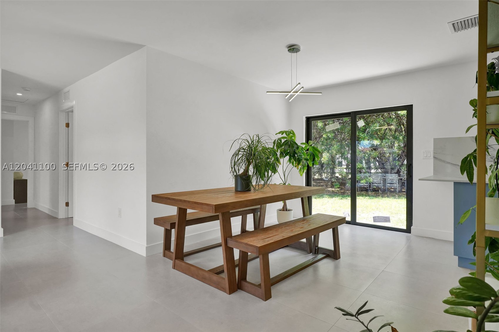 211 Washington Dr