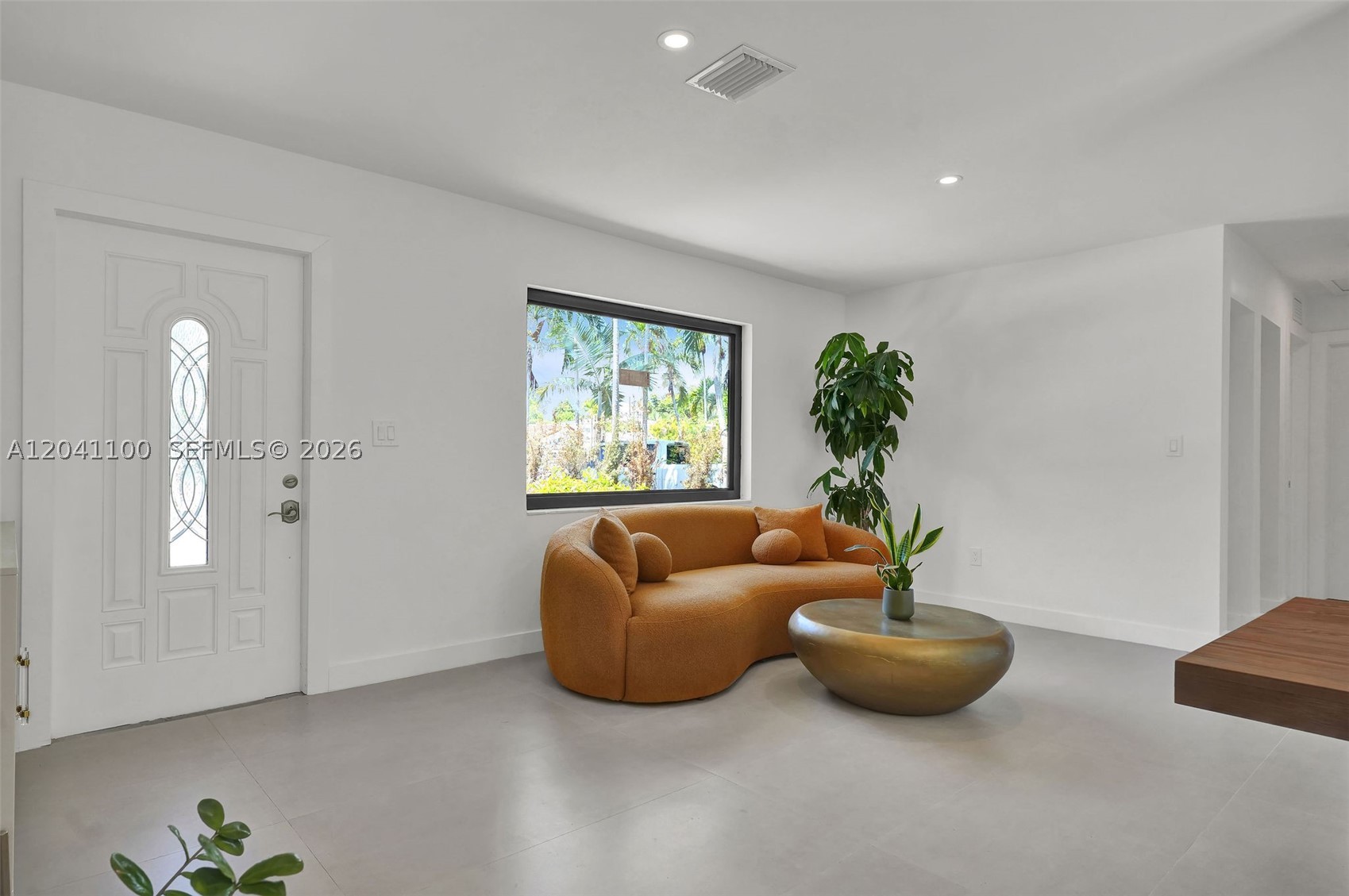 211 Washington Dr