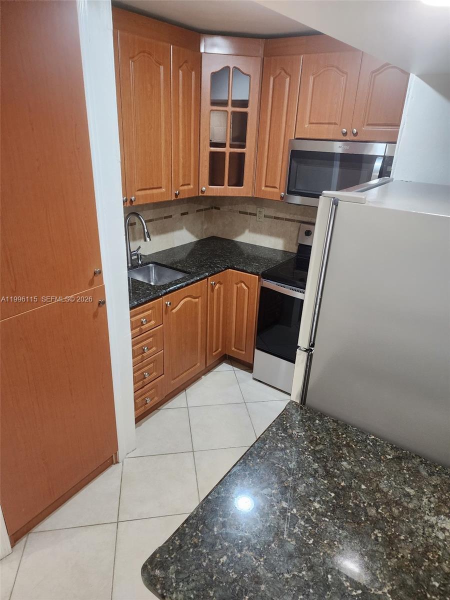 ISLA DEL MAR CONDO - Residential