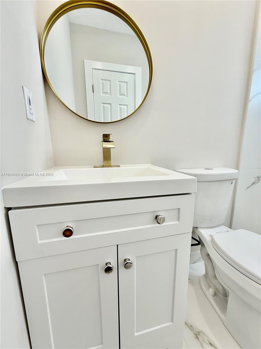 CAROL CITY REV PLAT - Residential