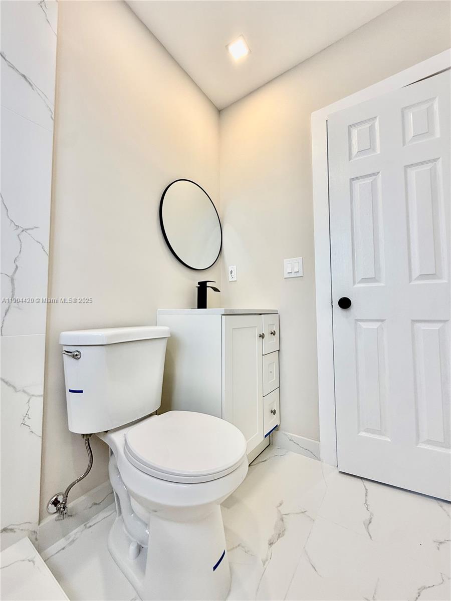 CAROL CITY REV PLAT - Residential