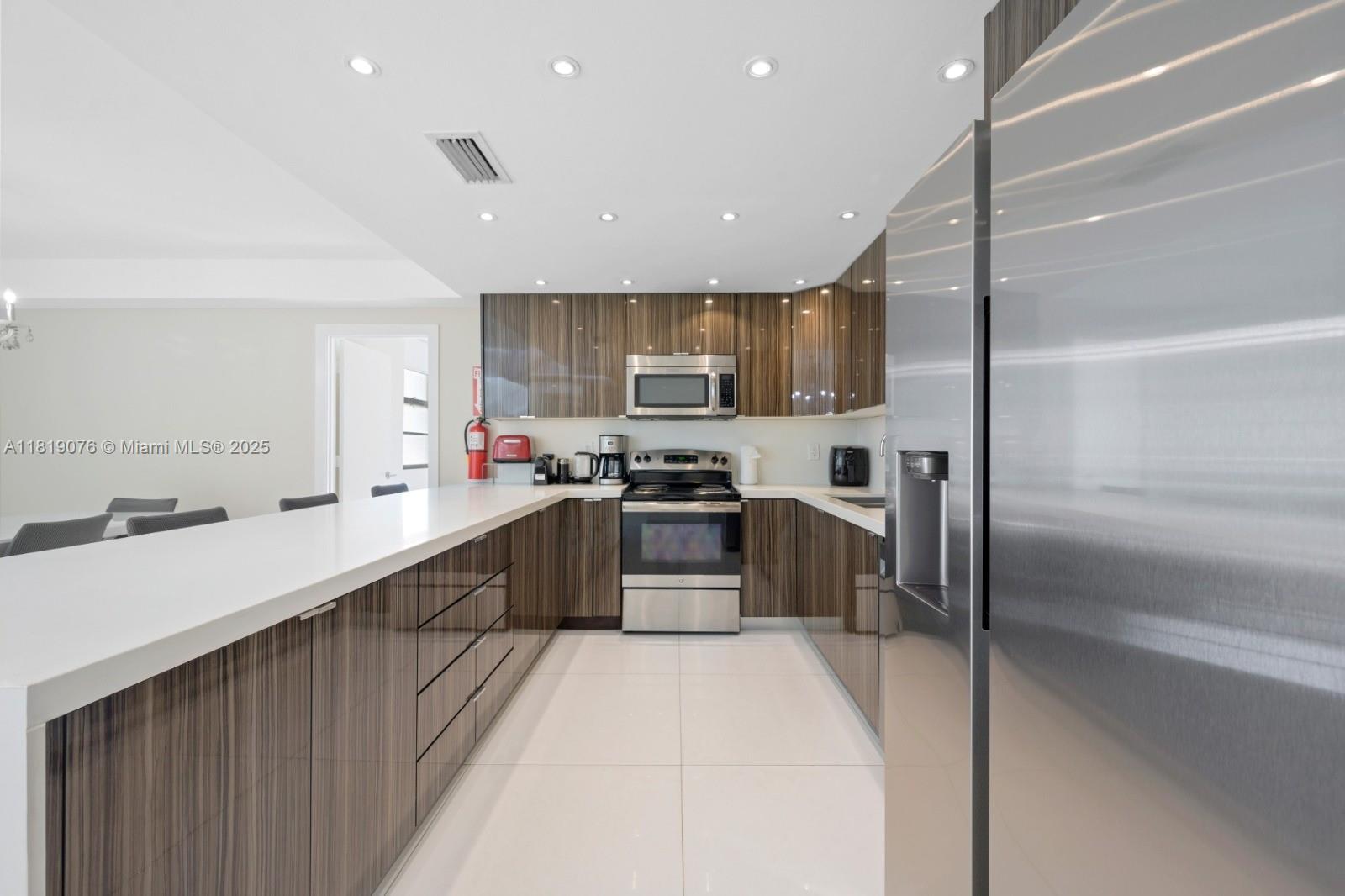 OCEAN RESERVE CONDO - Residential Lease