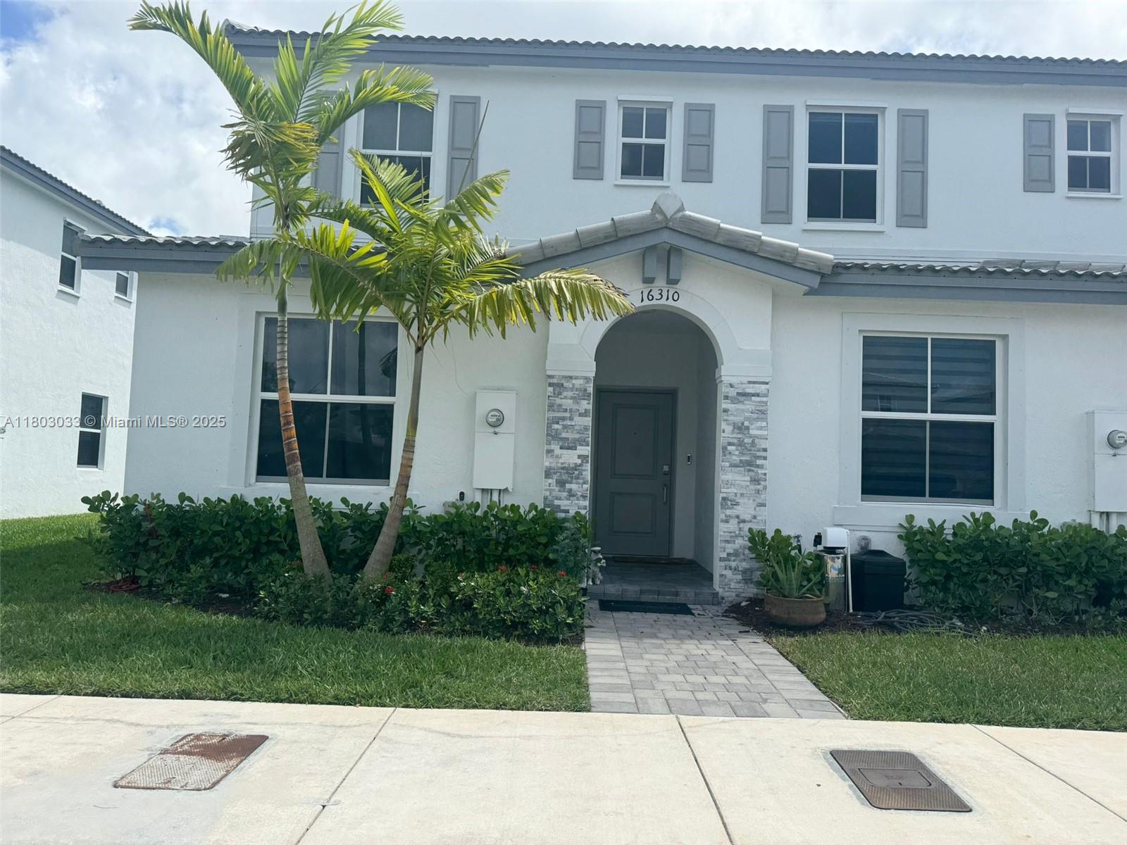 Property for Sale at 16310 Sw 291st St, Homestead, Miami-Dade County, Florida - Bedrooms: 3 
Bathrooms: 3  - $454,000