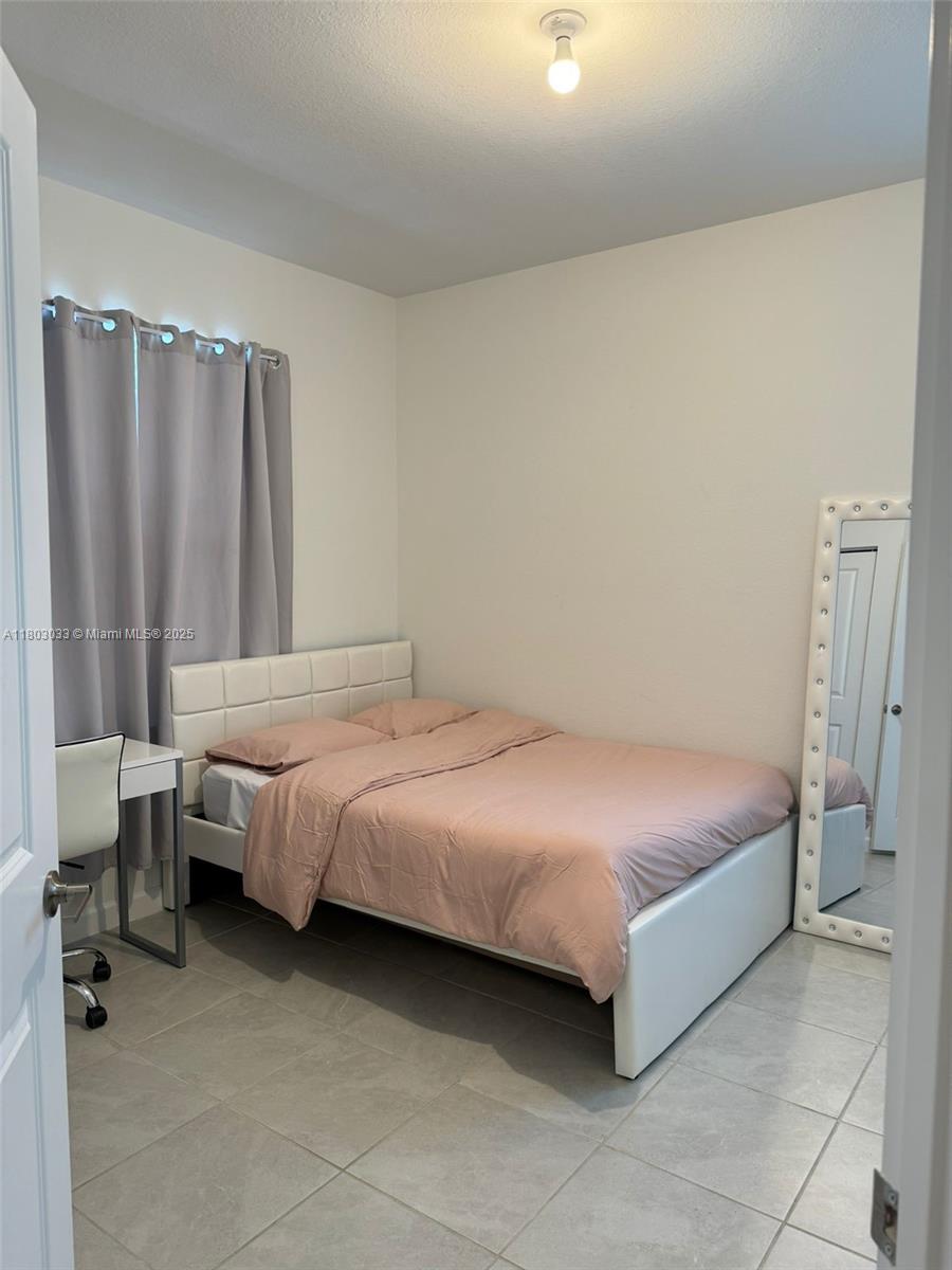 PARADISE PINES - Residential