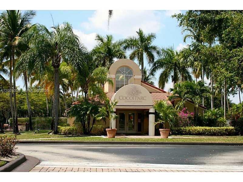 COCO PARC CONDO - Residential