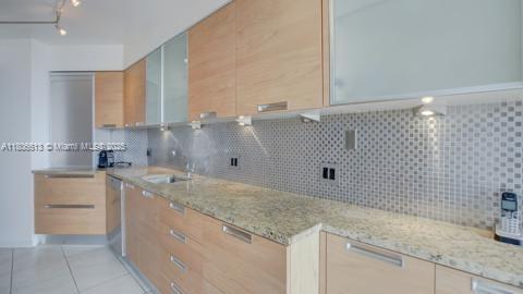 3610 Yacht Club Dr 1204