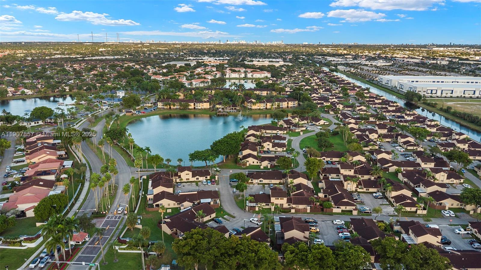 VILLA HOMES AT THE MOORS - Residential