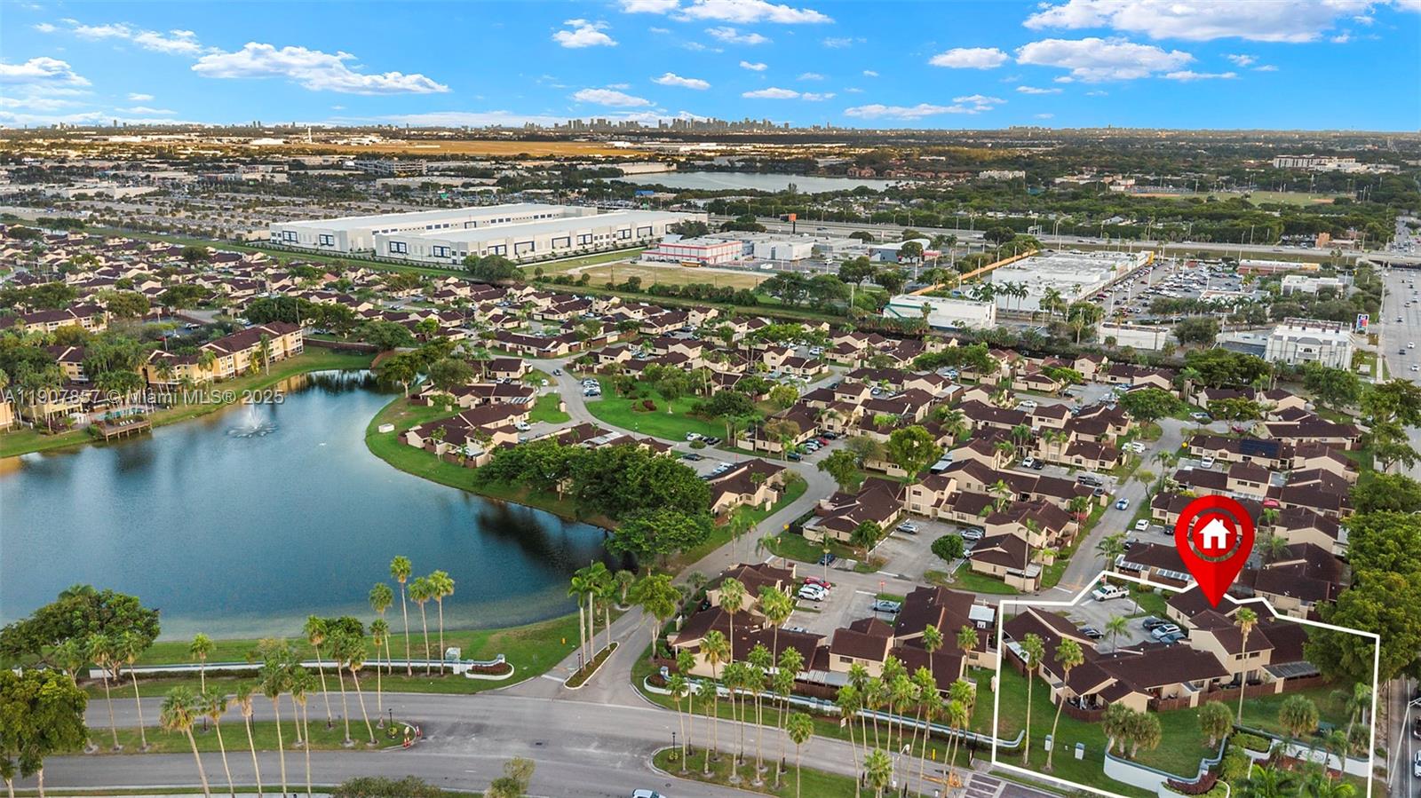 VILLA HOMES AT THE MOORS - Residential