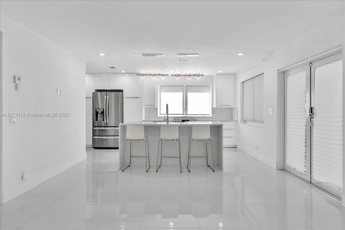 HOLLYWOOD CENTRAL BEACH - Residential Lease