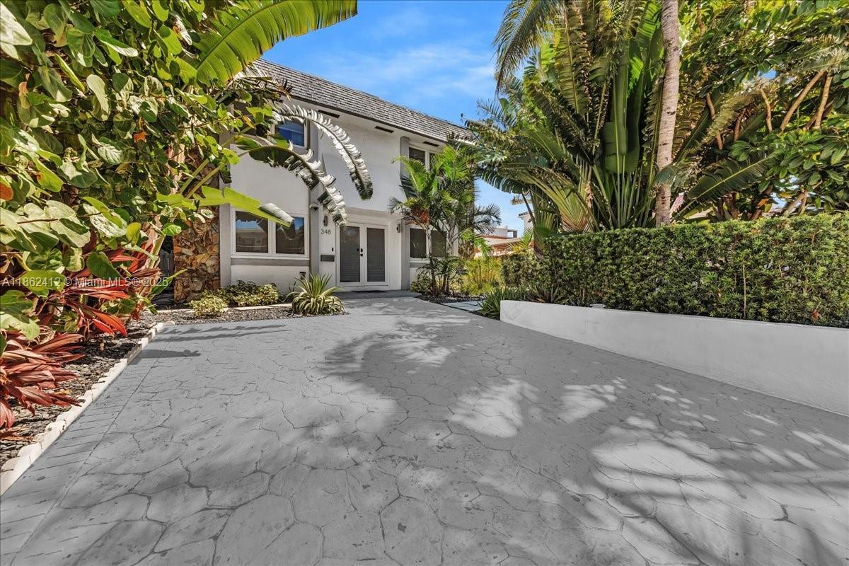 HOLLYWOOD CENTRAL BEACH - Residential Lease