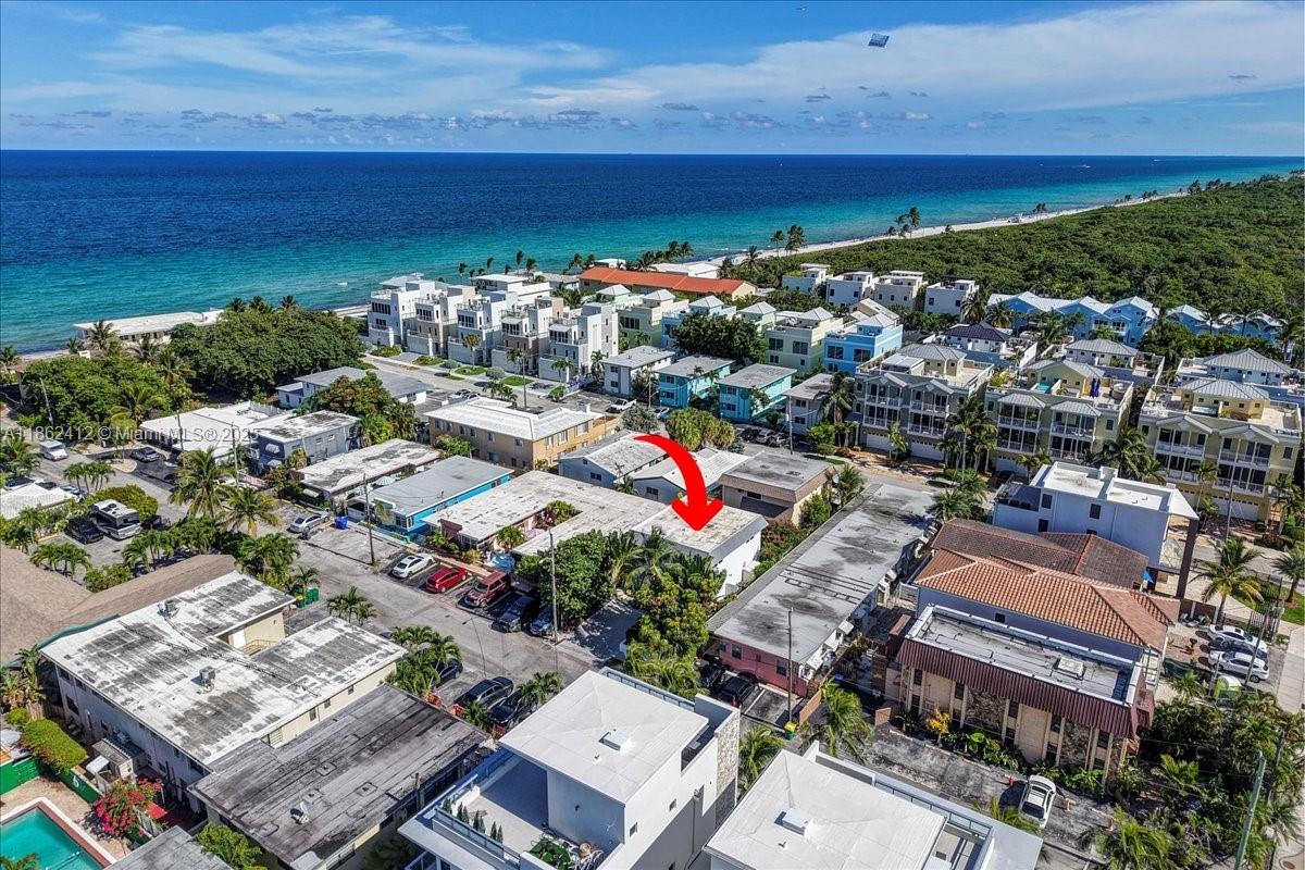 HOLLYWOOD CENTRAL BEACH - Residential Lease