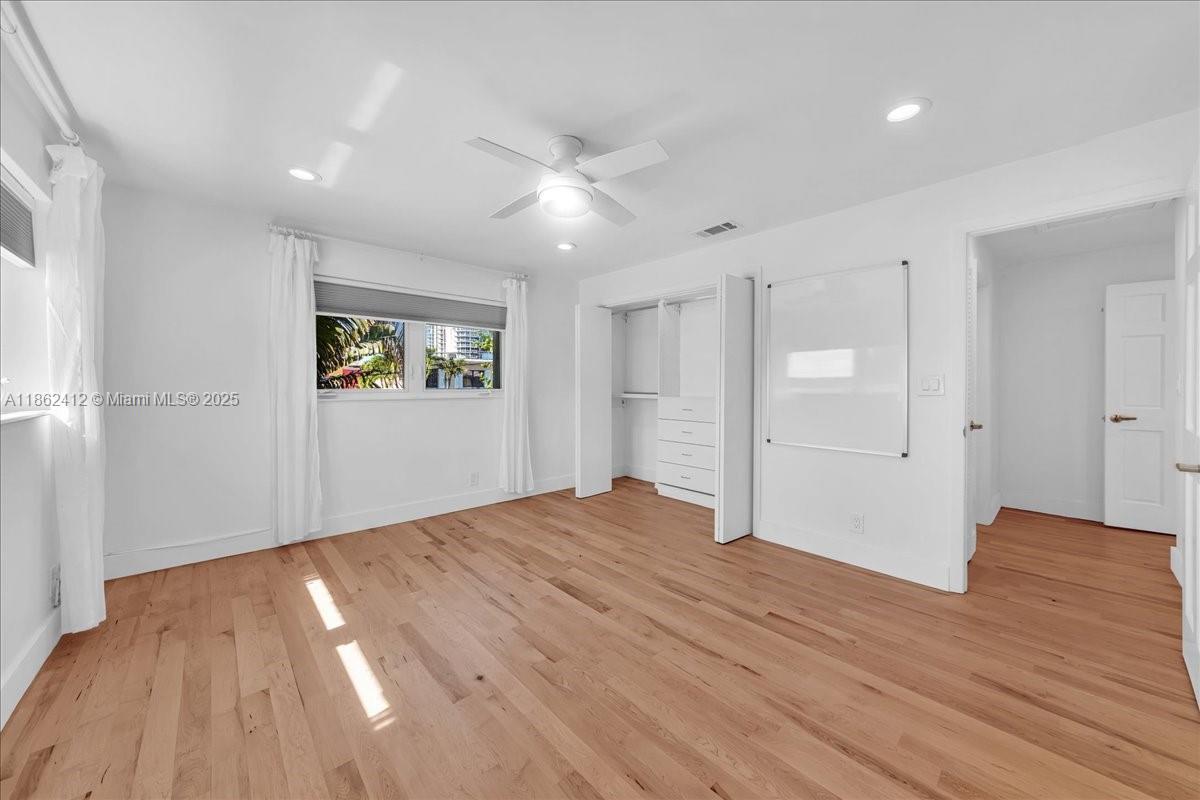 HOLLYWOOD CENTRAL BEACH - Residential Lease