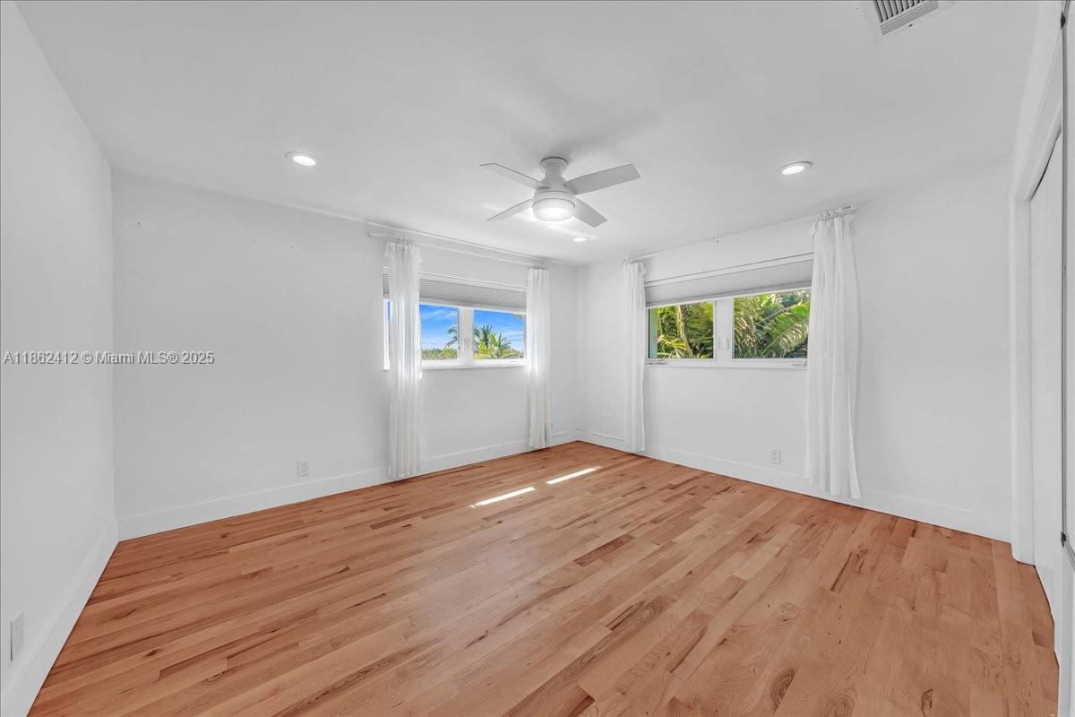 HOLLYWOOD CENTRAL BEACH - Residential Lease