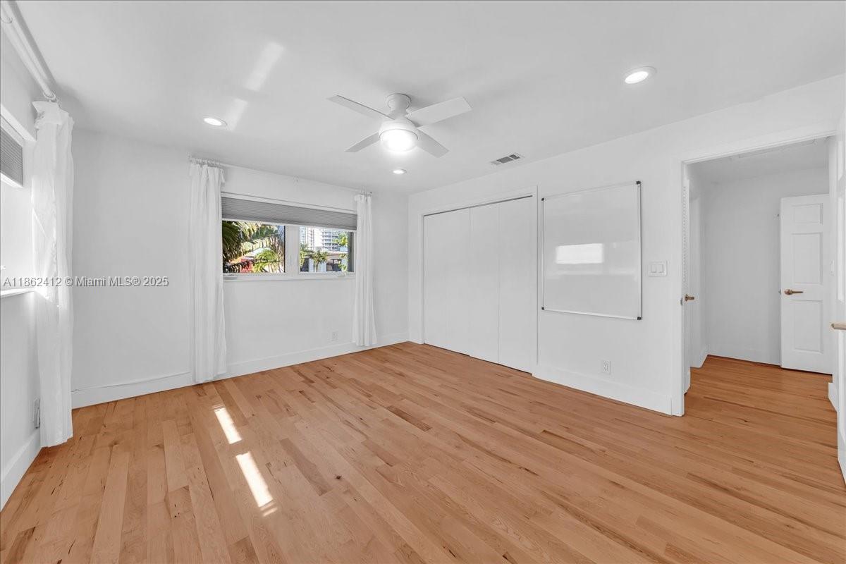 HOLLYWOOD CENTRAL BEACH - Residential Lease