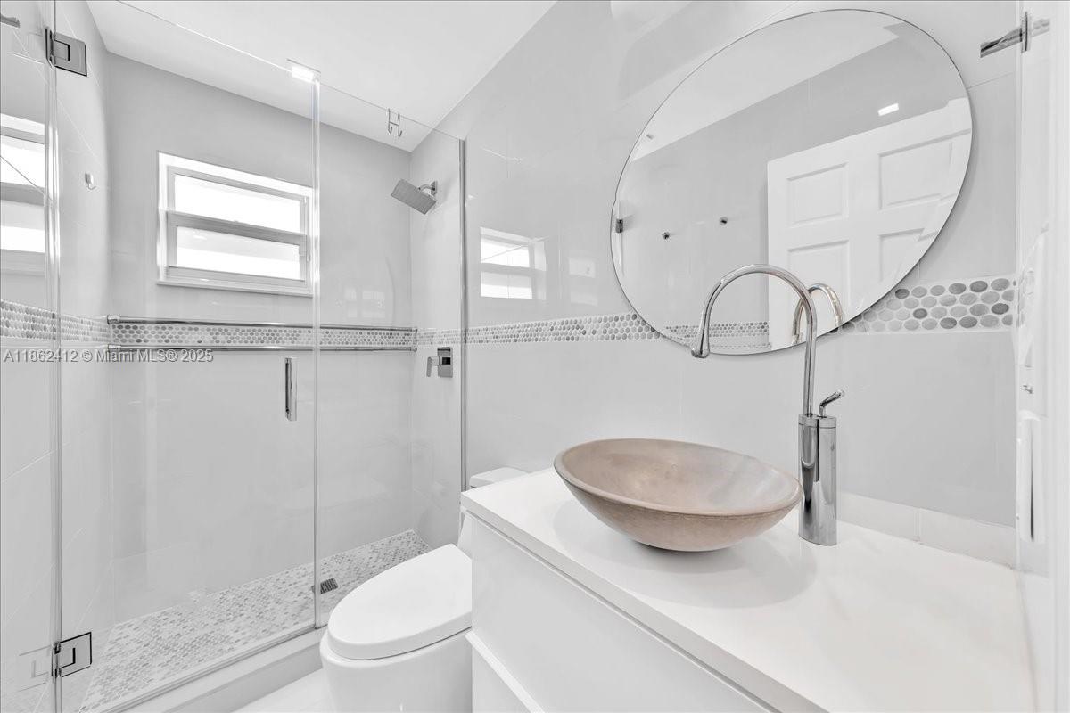 HOLLYWOOD CENTRAL BEACH - Residential Lease