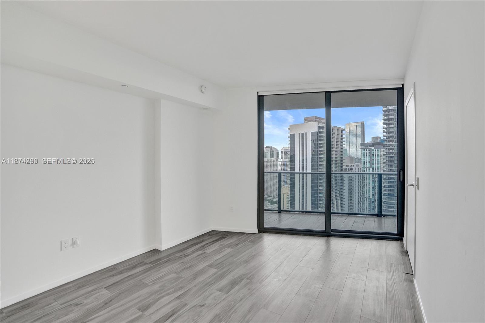 801 SMA RESIDENCES CONDO - Residential