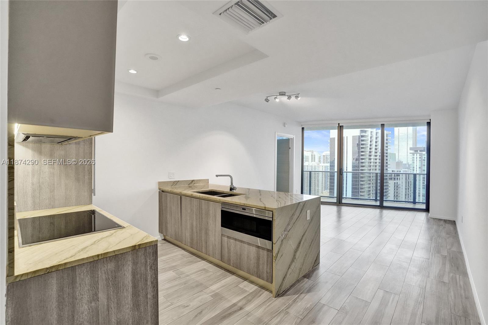 801 SMA RESIDENCES CONDO - Residential