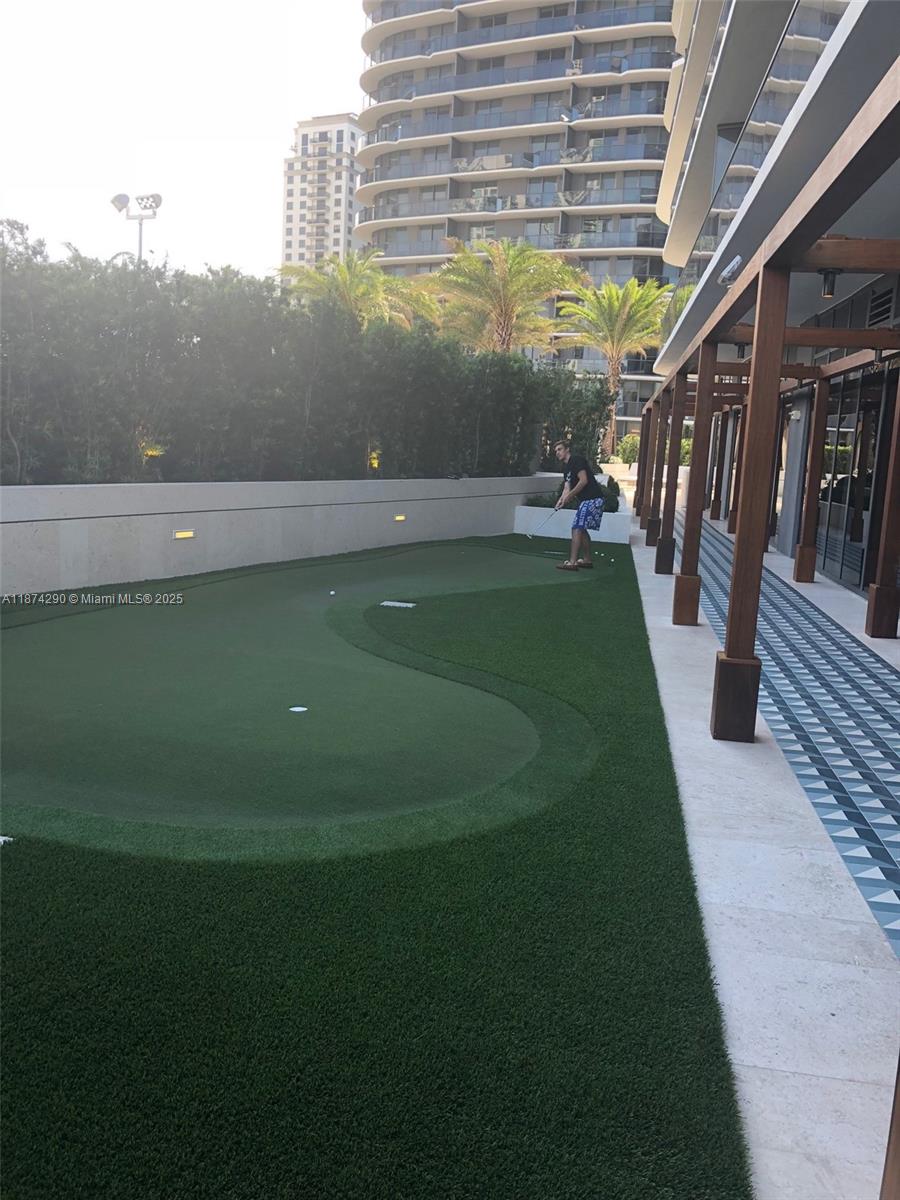 801 SMA RESIDENCES CONDO - Residential