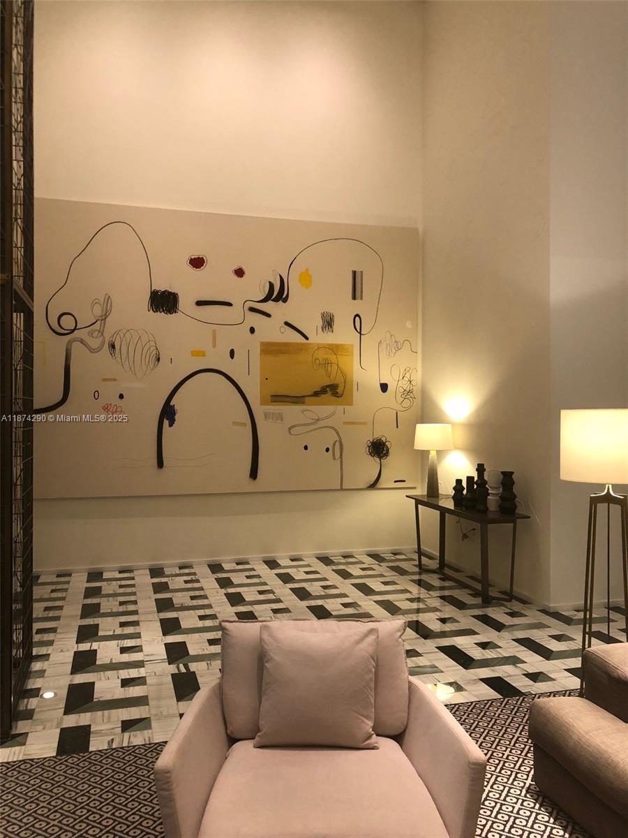 801 SMA RESIDENCES CONDO - Residential