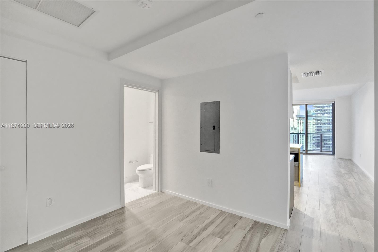 801 SMA RESIDENCES CONDO - Residential