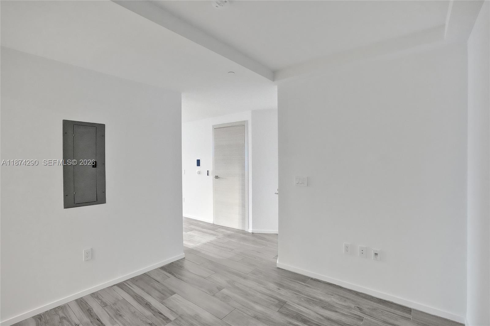 801 SMA RESIDENCES CONDO - Residential