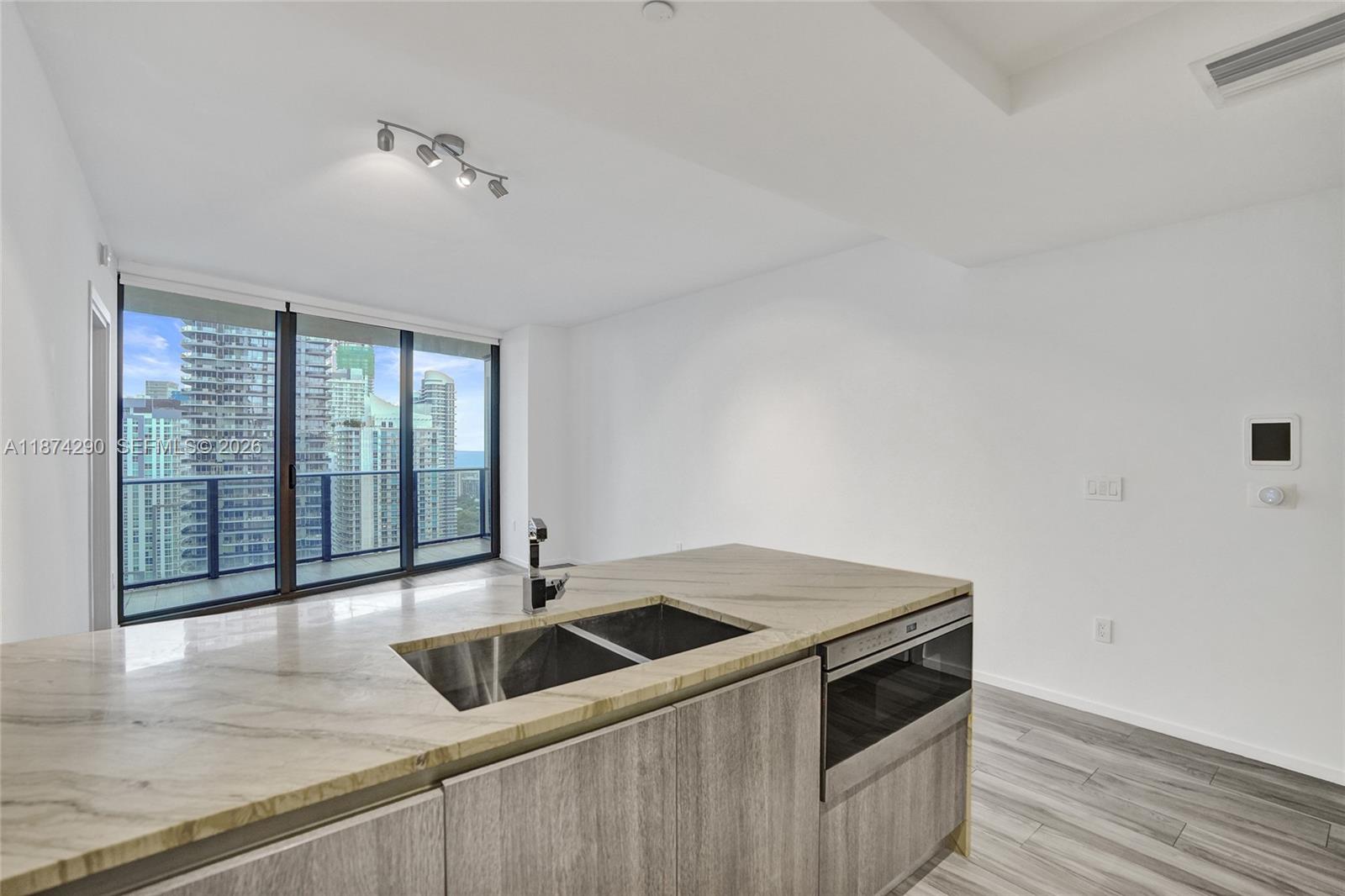 801 SMA RESIDENCES CONDO - Residential