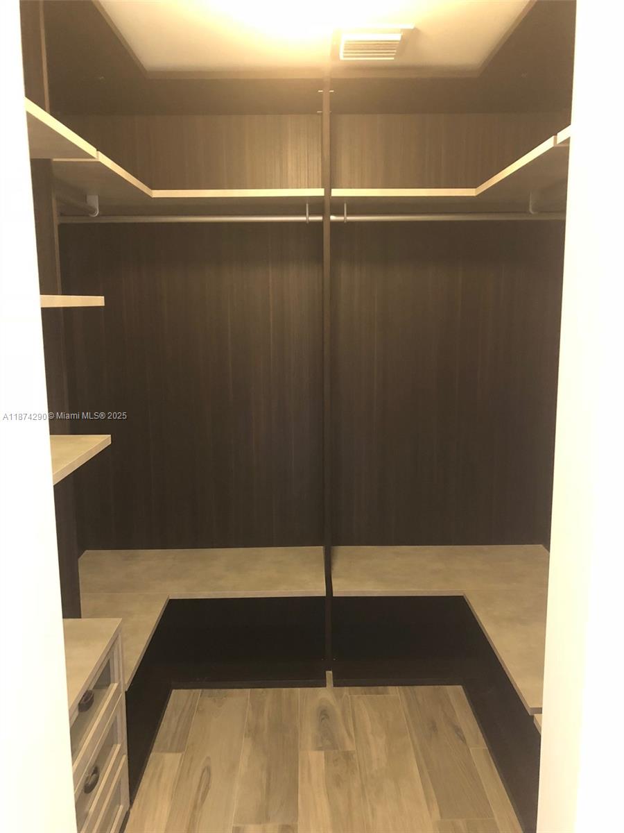 801 SMA RESIDENCES CONDO - Residential