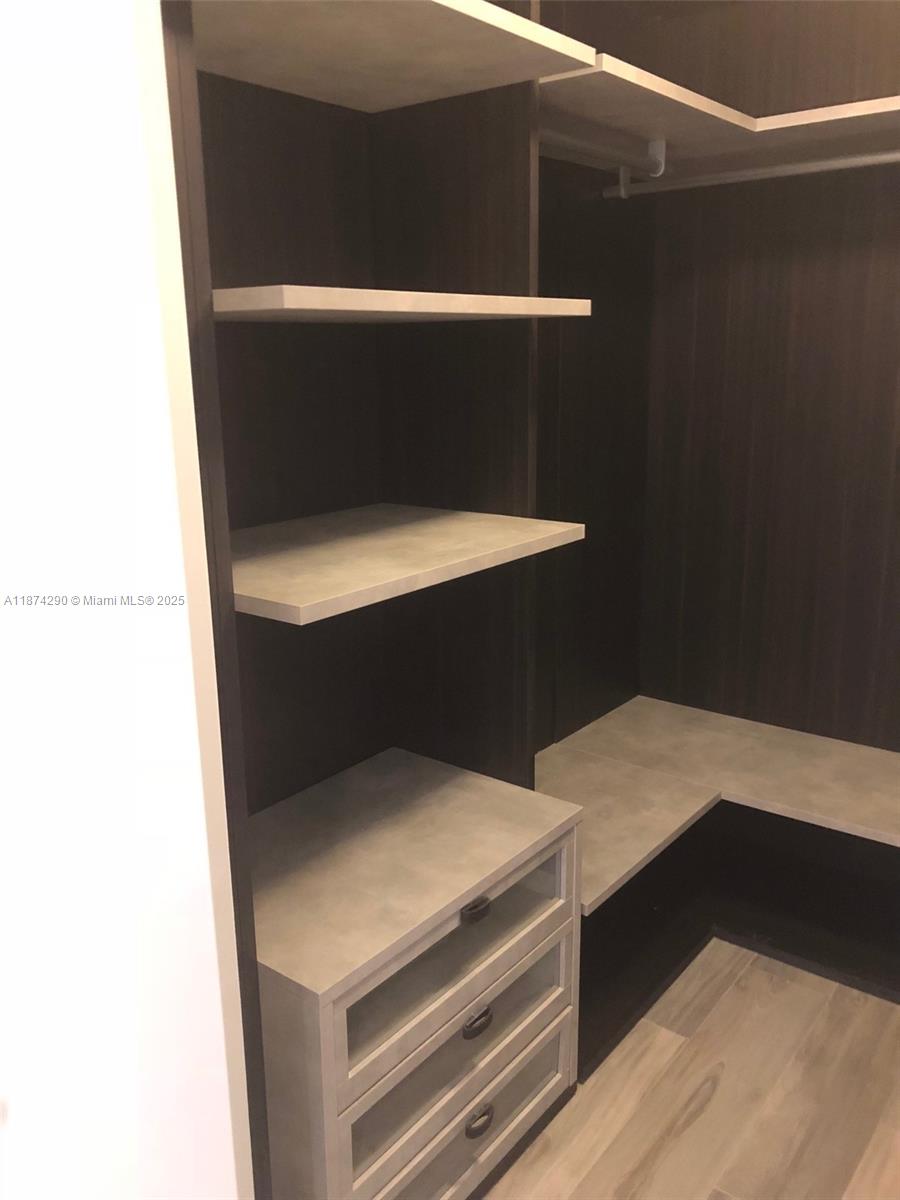 801 SMA RESIDENCES CONDO - Residential