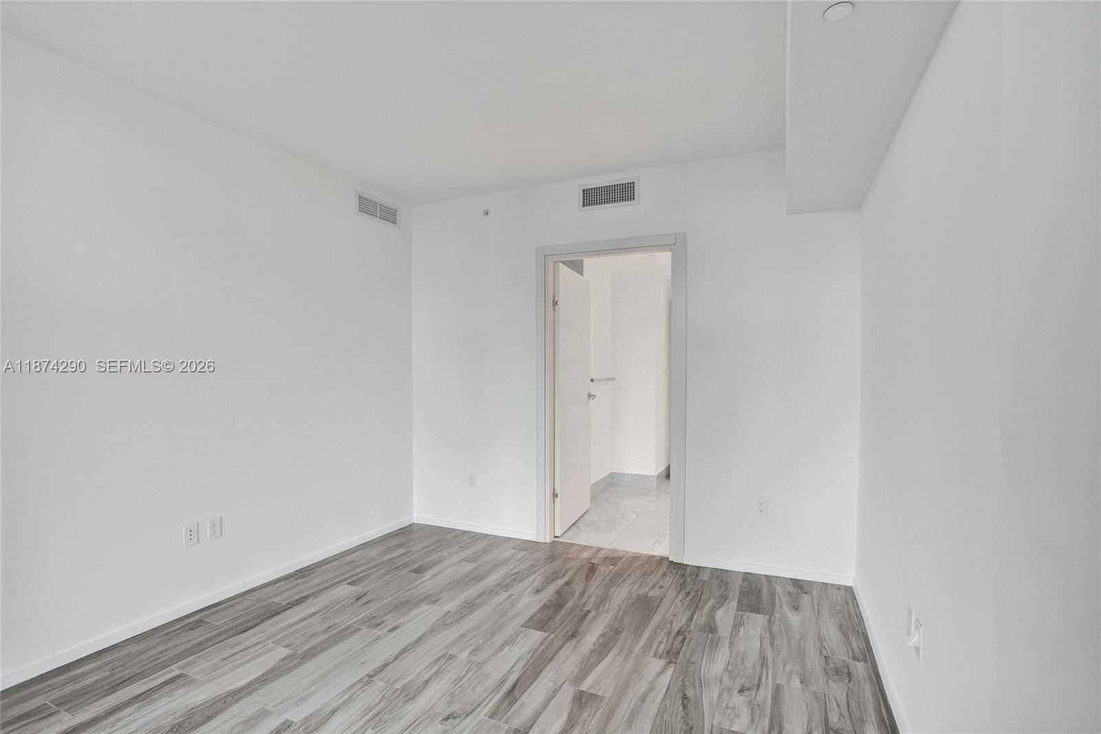 801 SMA RESIDENCES CONDO - Residential