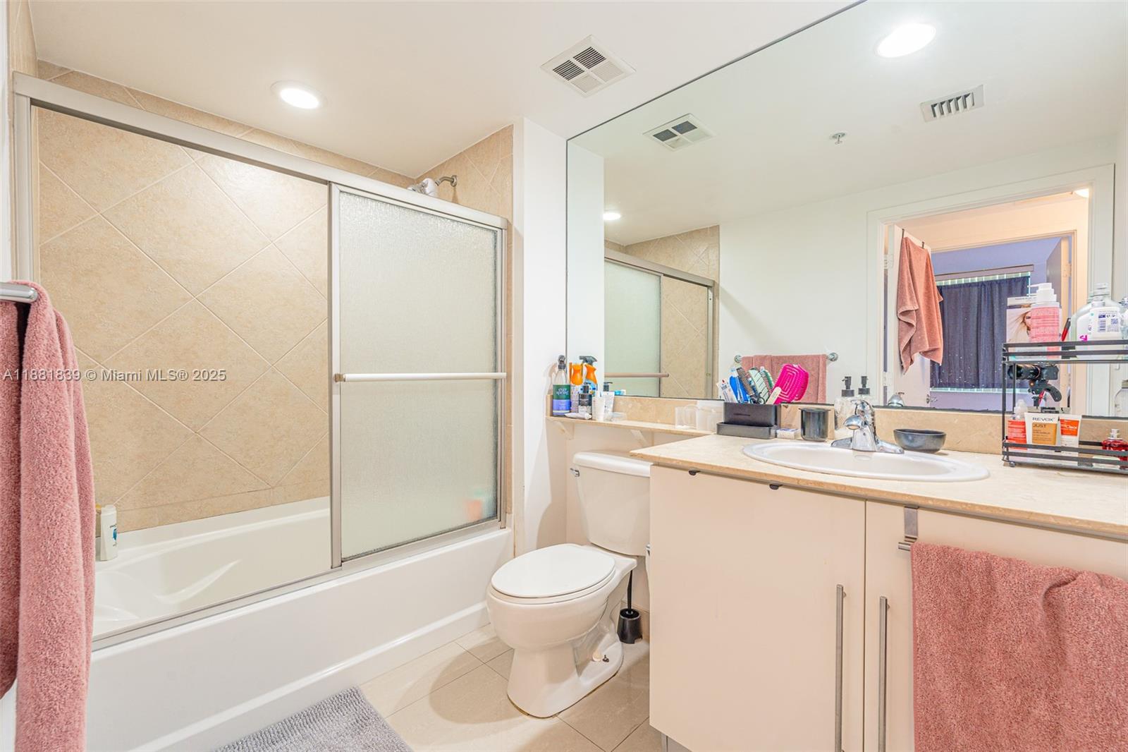 ONE MIAMI EAST CONDO - Residential Lease