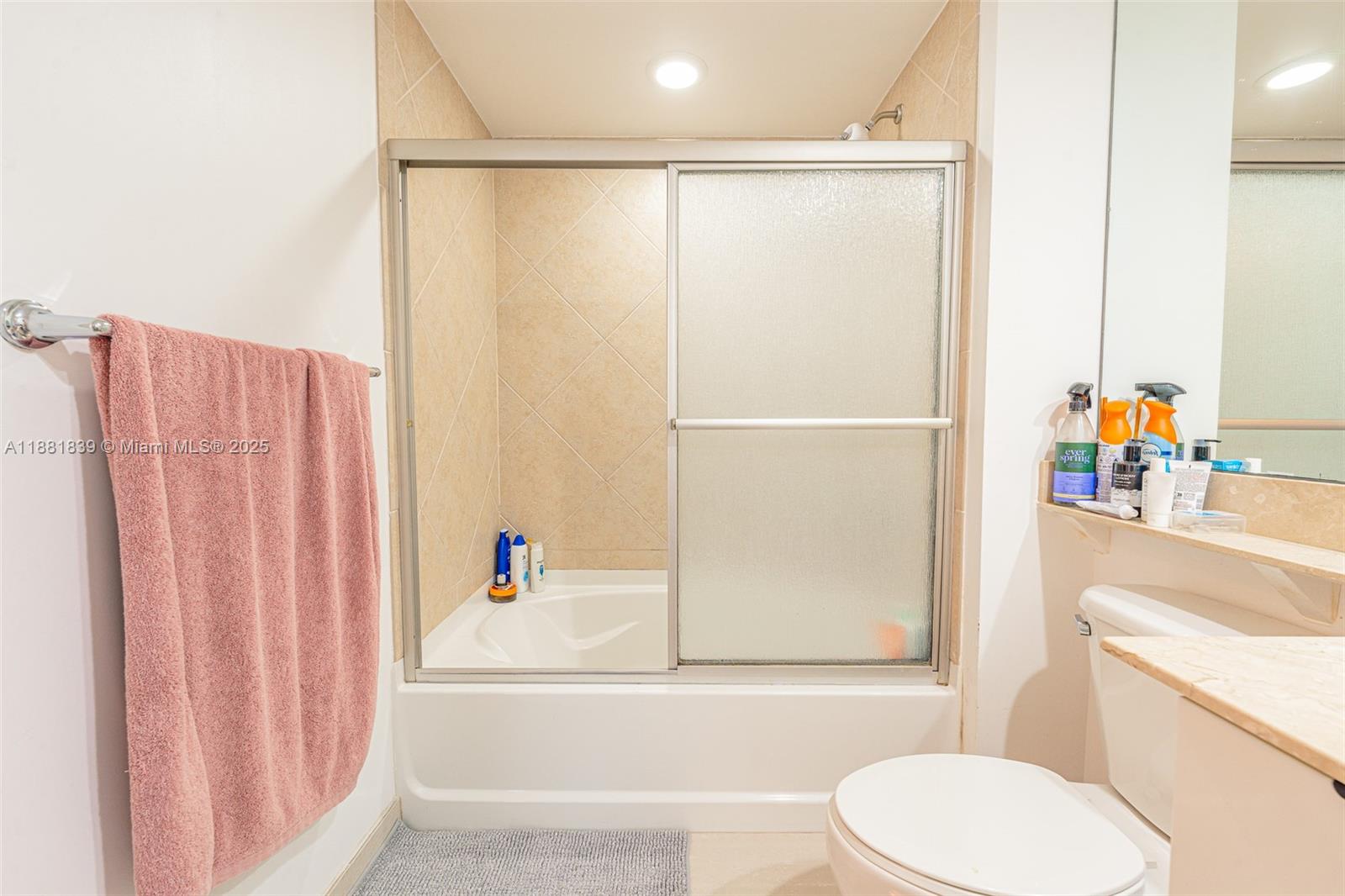 ONE MIAMI EAST CONDO - Residential Lease
