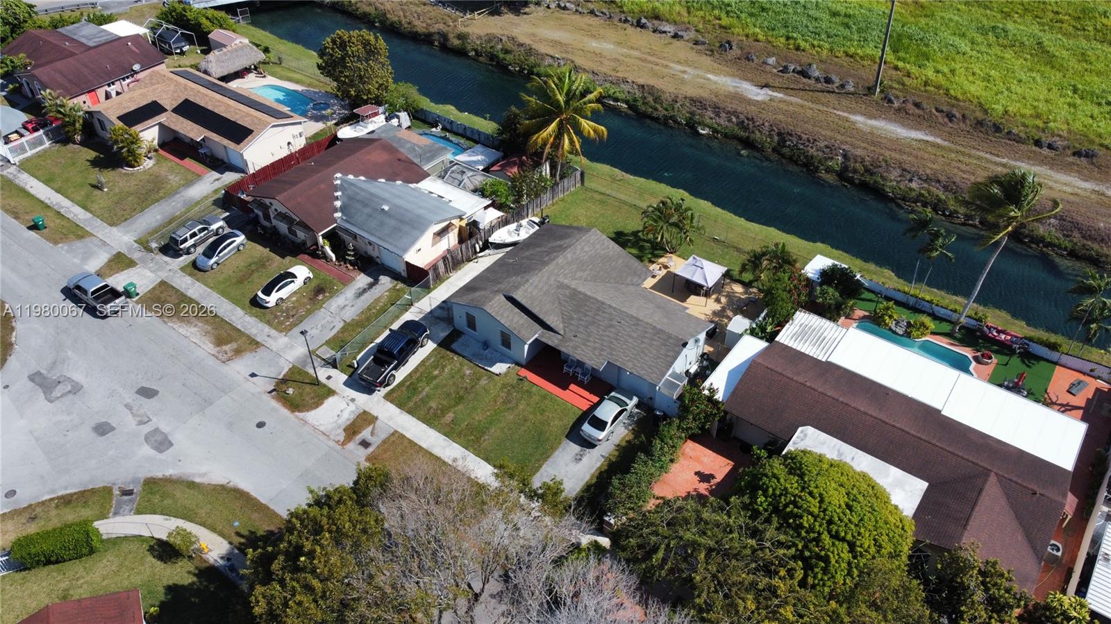 MEADOW WOOD MANOR #4 - Residential