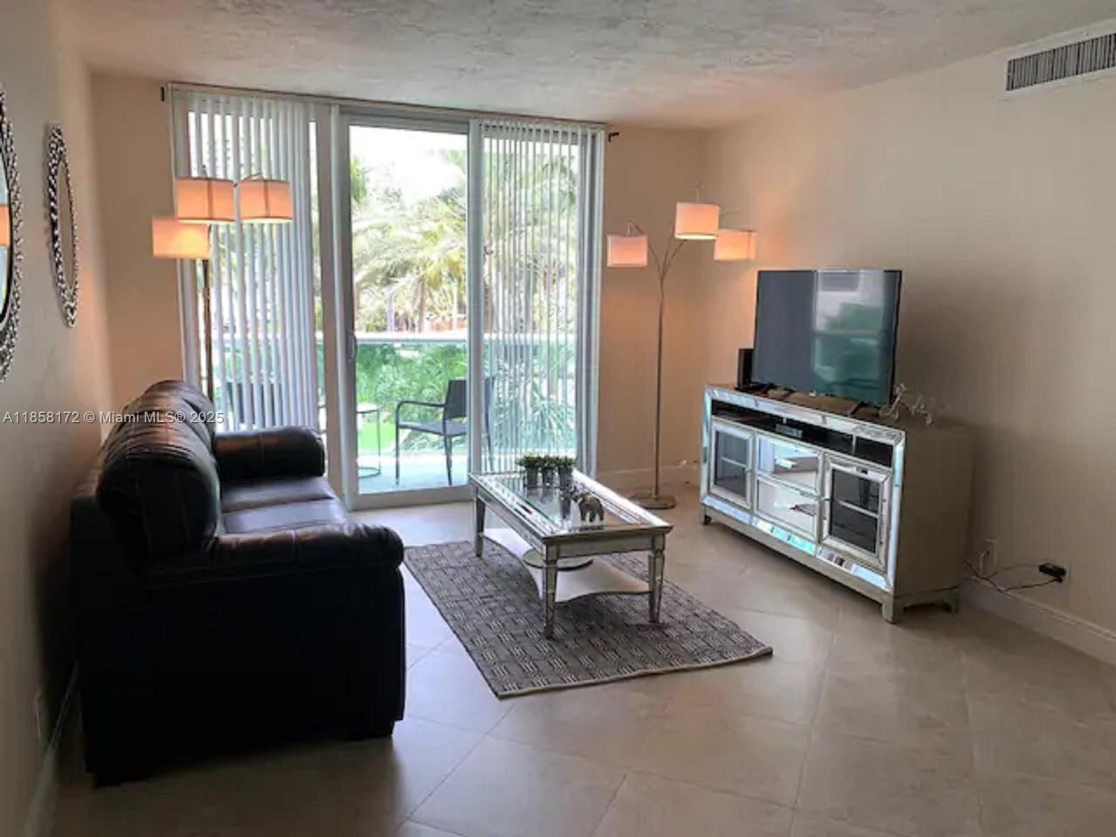 3801 S Ocean Dr 3U