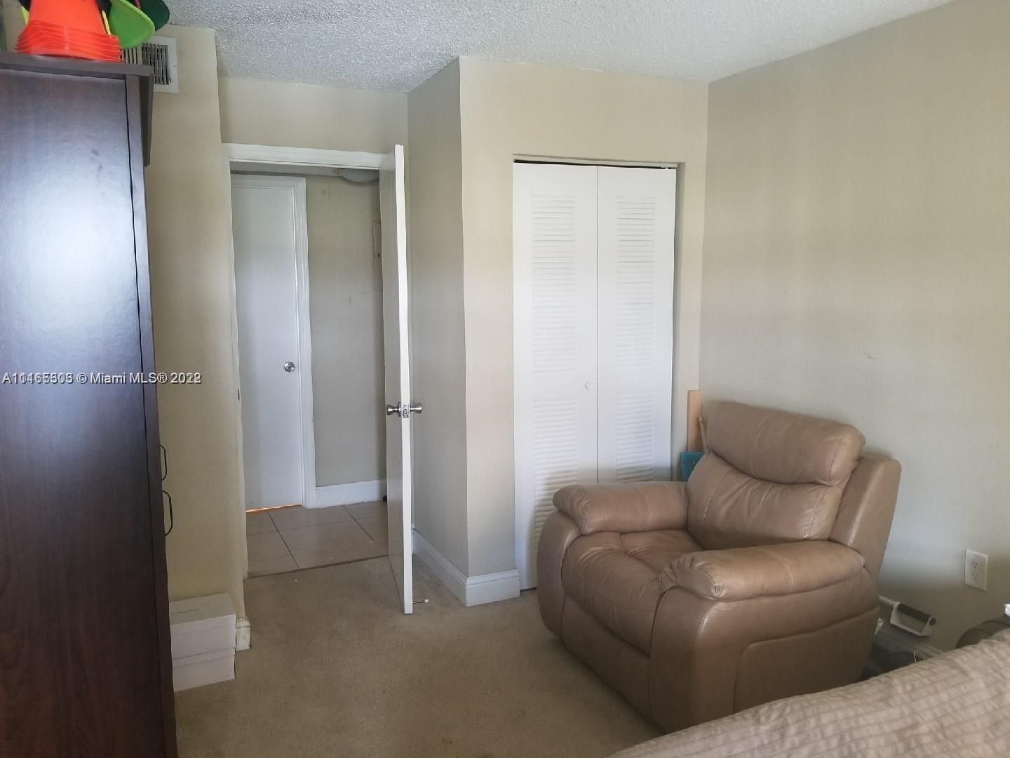 ISLES AT LAGO MAR CONDO - Residential Lease