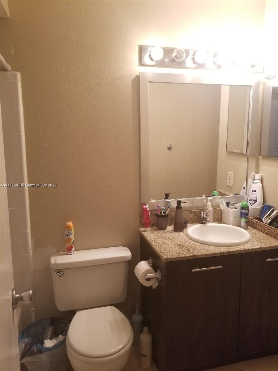 ISLES AT LAGO MAR CONDO - Residential Lease