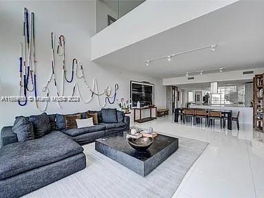 400 SUNNY ISLES CONDO WES - Residential Lease