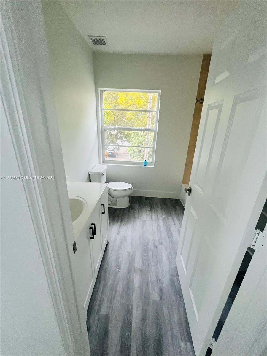 OCEANSIDE SEC ISLE OF NOR - Residential Lease