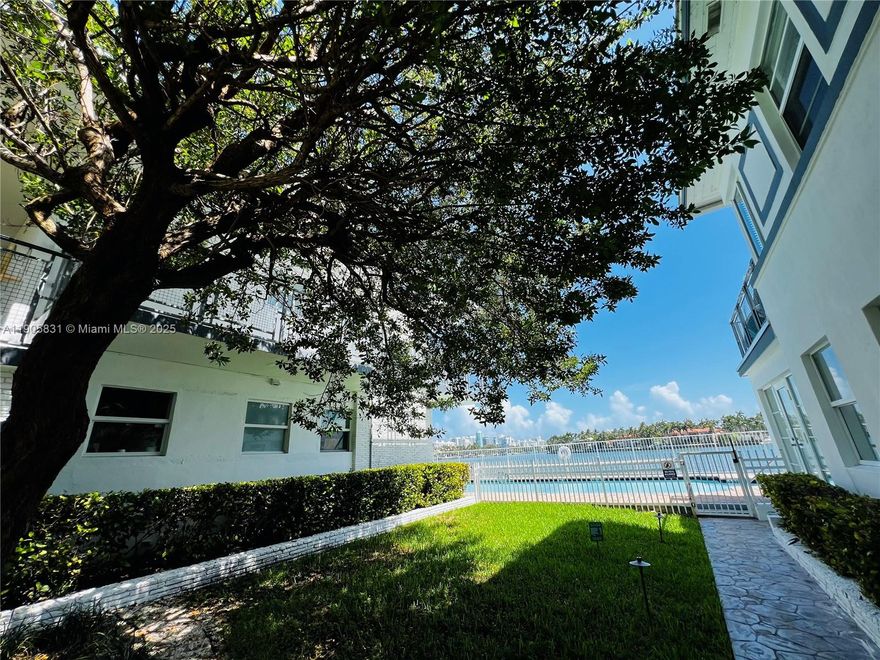 Wonderfully renovated one bedroom and one bath in Normandy Isles! New floors, central air, stainless steel appliances and super spacious bedroom and bathroom. STREET PARKING! Come enjoy the fantastic views of the beach and the intracoastal while relaxing in the waterfront pool. Walking distance to many restaurants, shops, stores and the beach!