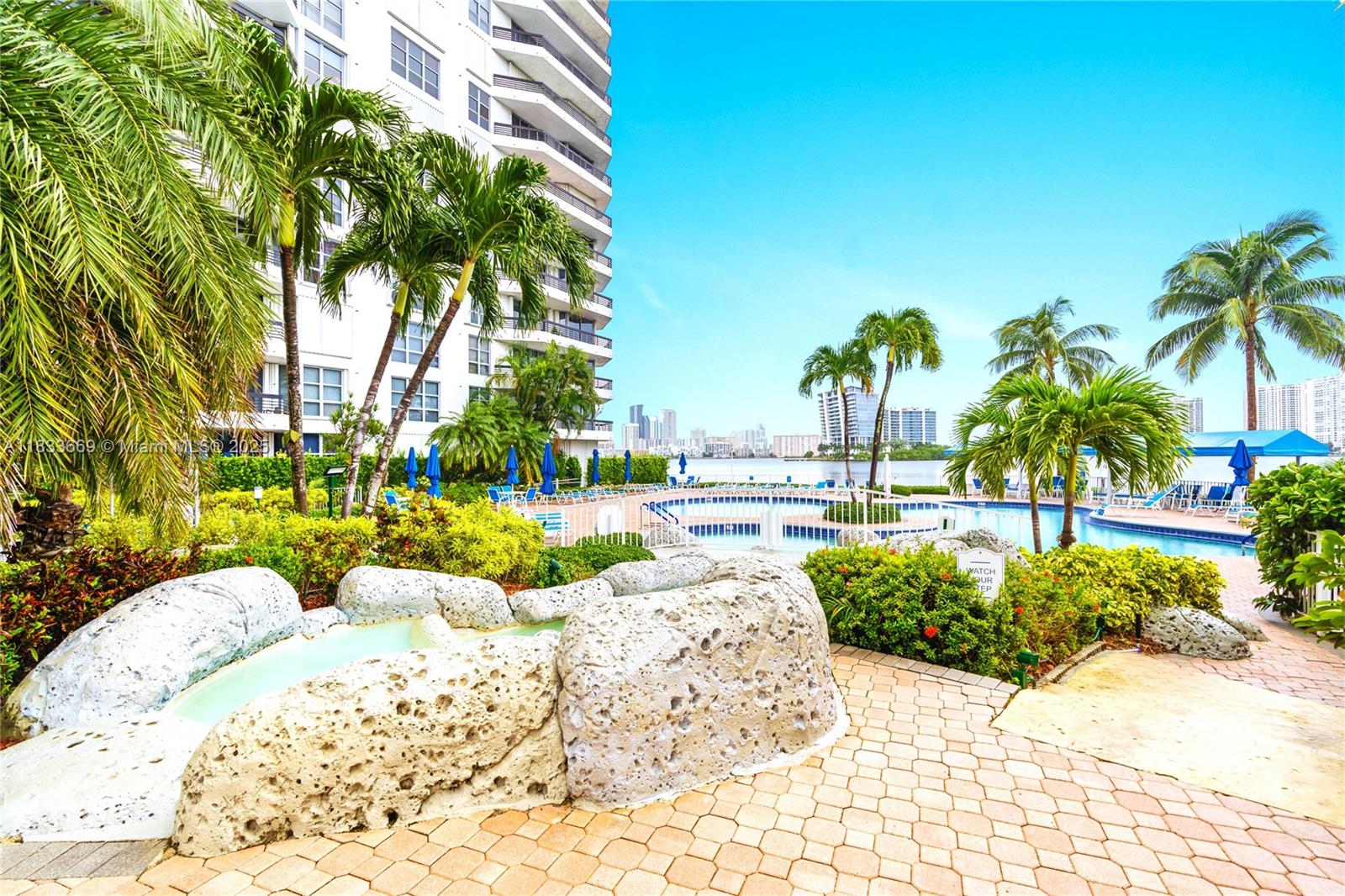 MYSTIC POINTE TOWER 500 C - Residential Lease