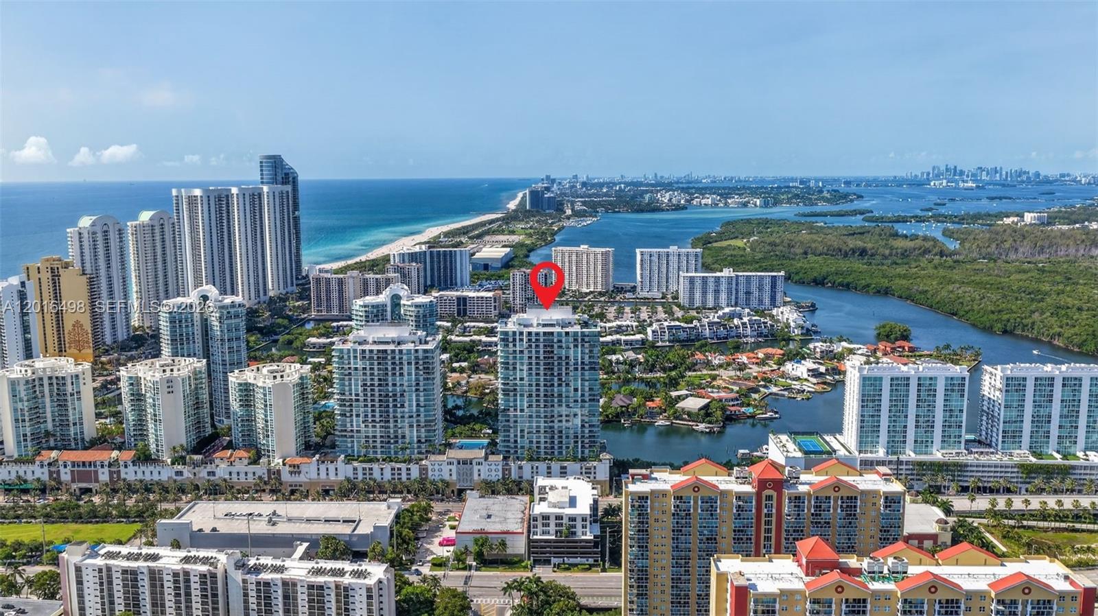 PARQUE TOWERS CONDO - Residential