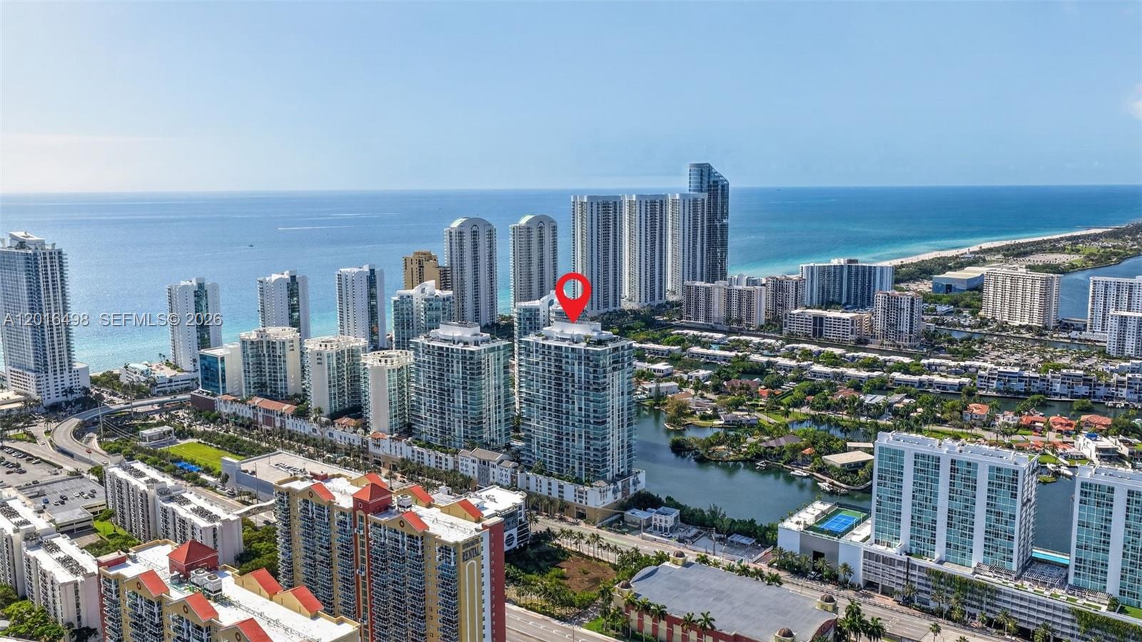 PARQUE TOWERS CONDO - Residential