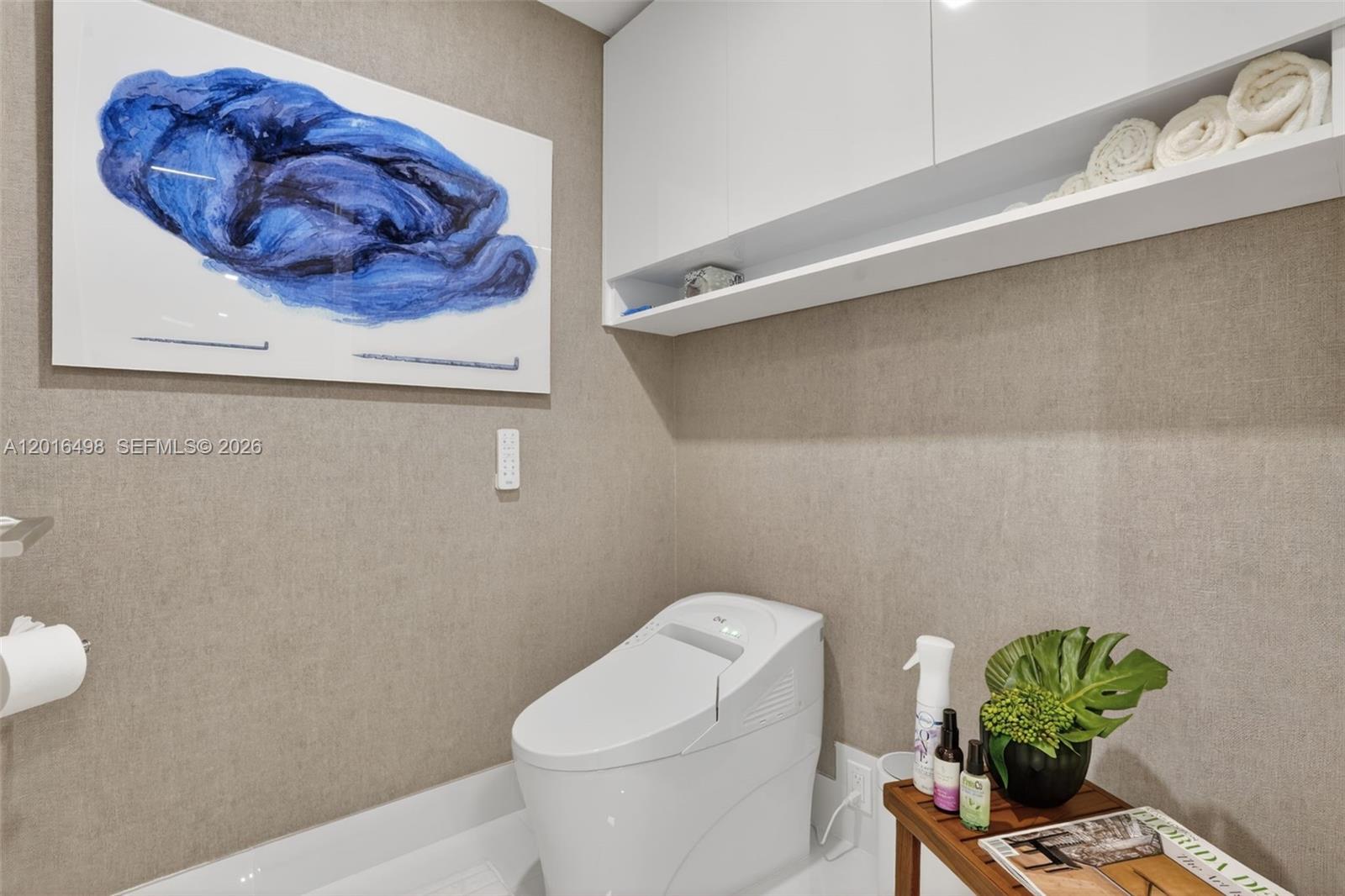 PARQUE TOWERS CONDO - Residential